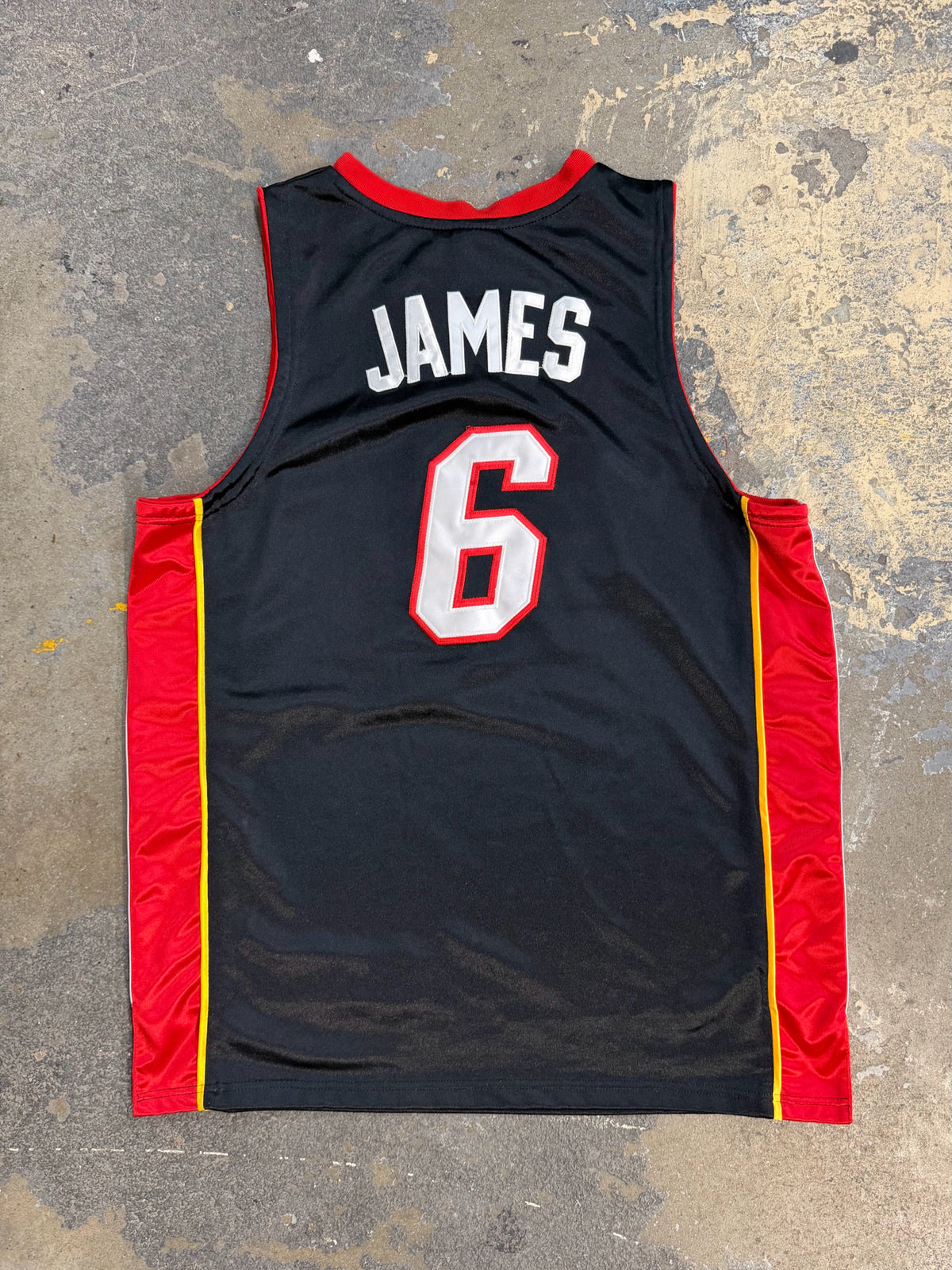 Adidas Size 50 Vintage Lebron James Jersey
