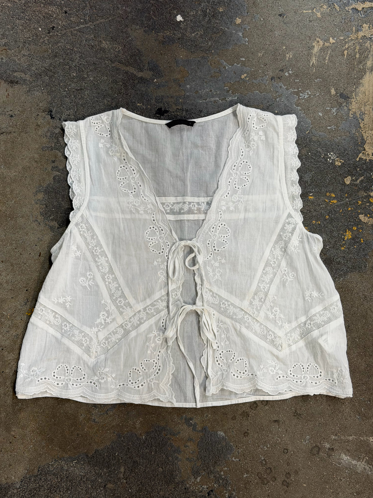 Zara Small White Top