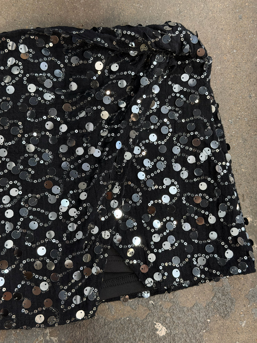 Emerson Lane Small Black Skirt
