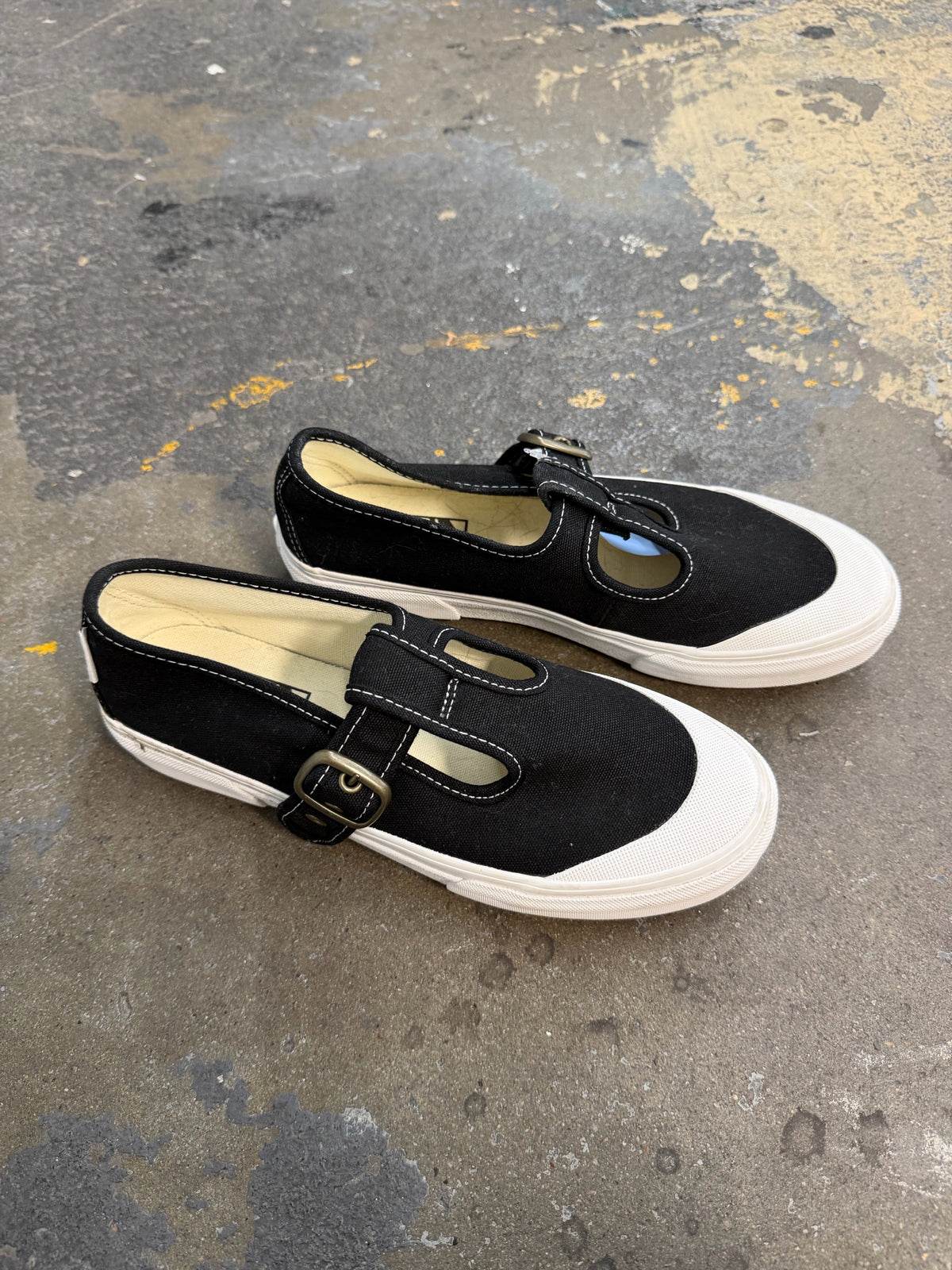 Vans Size 8 Black Shoes