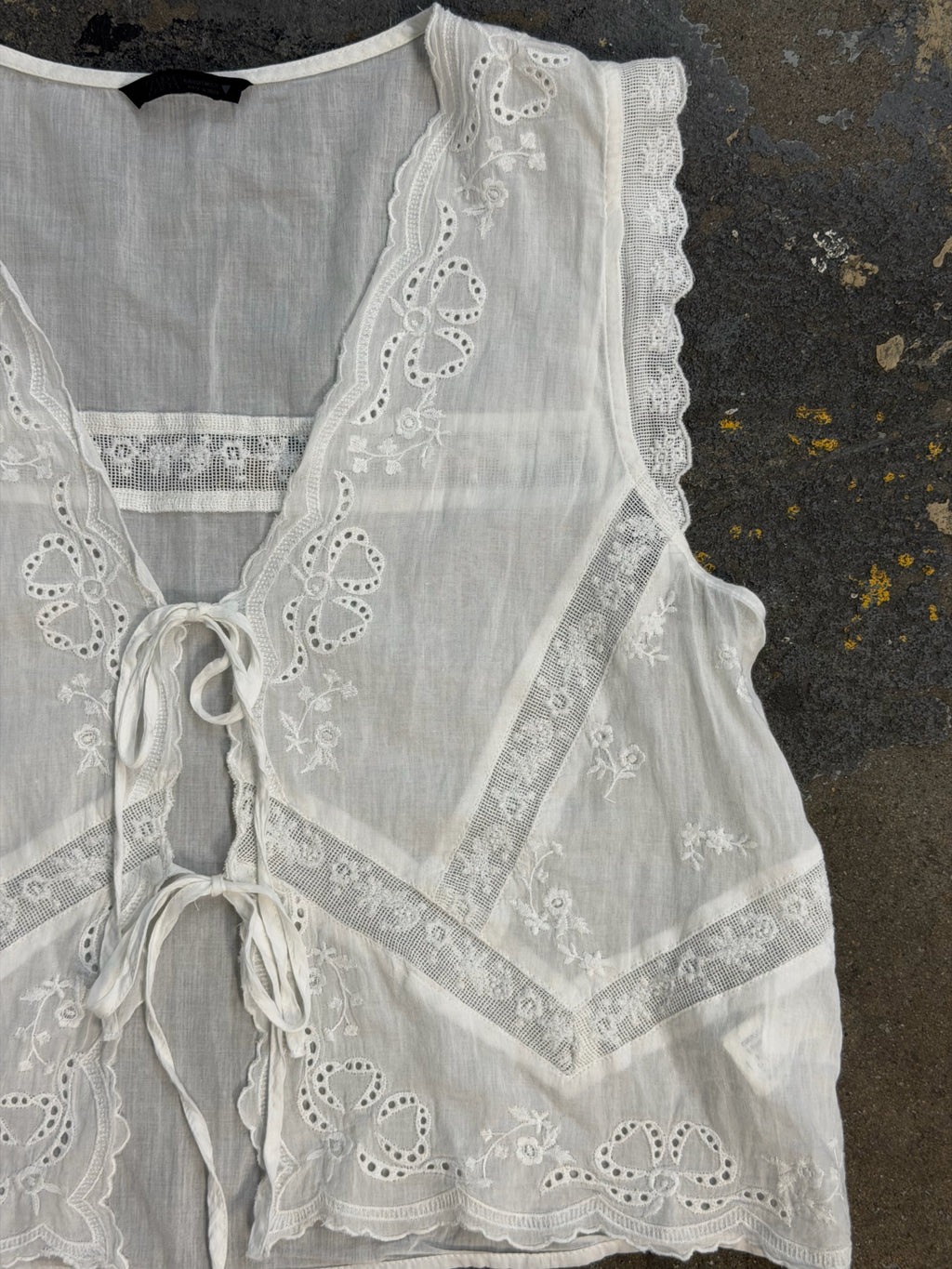 Zara Small White Top