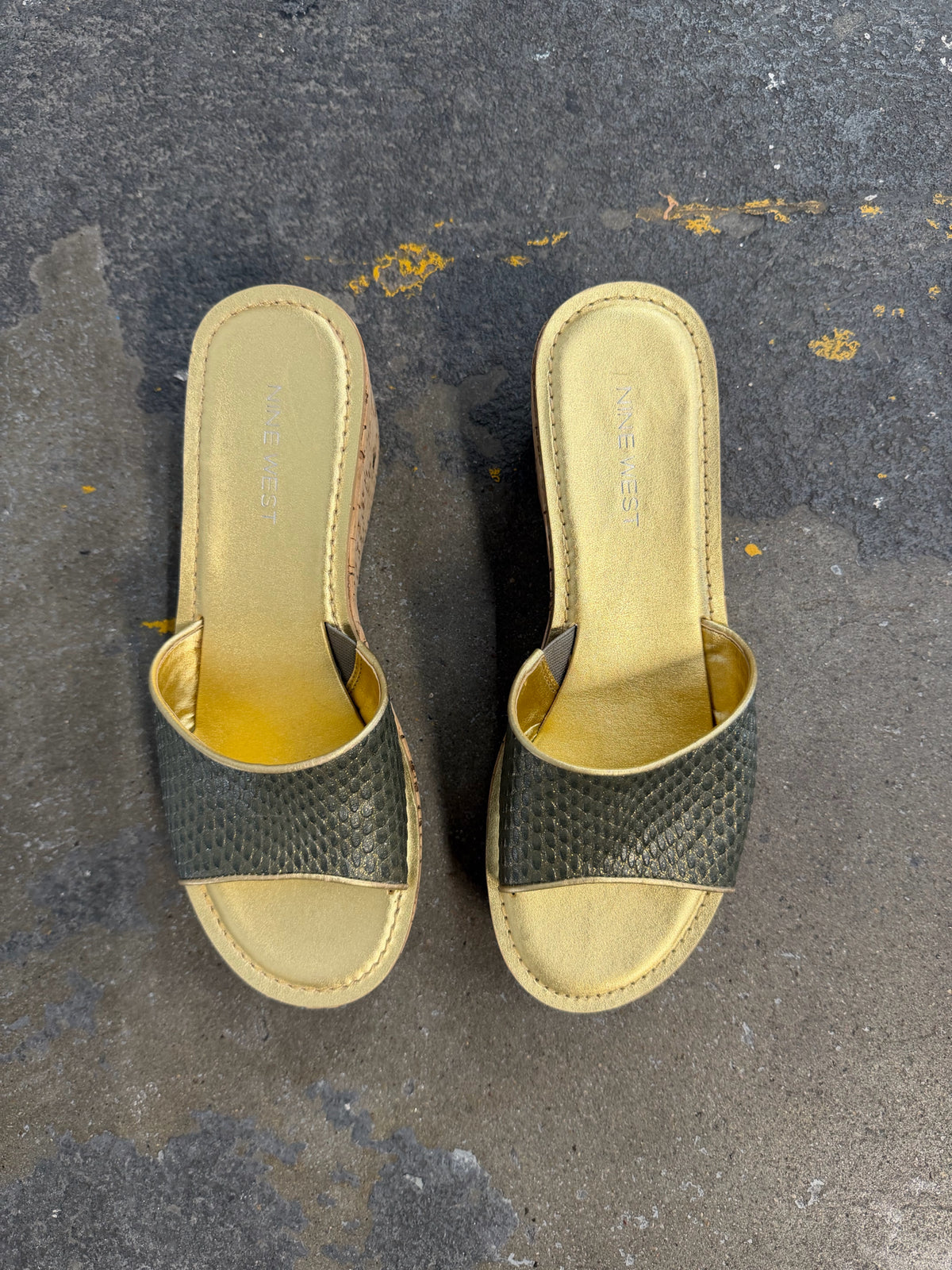 Nine West Size 7 1/2 Wedge Sandals