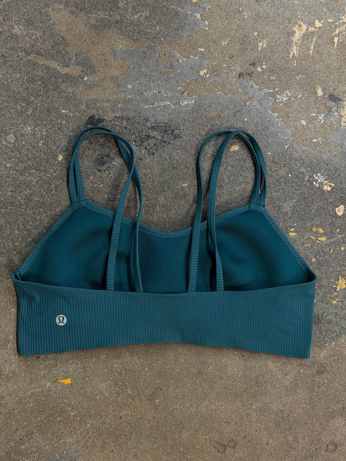 Lulu lemon Large Green Athletic Apparel