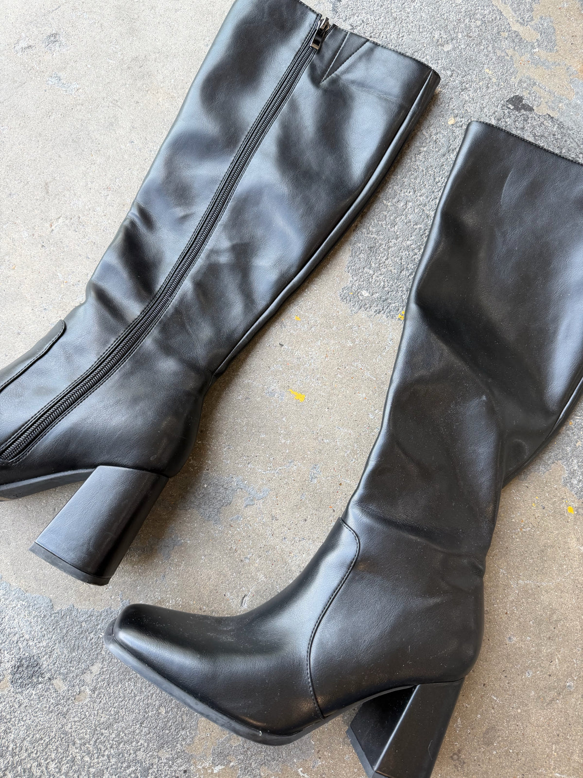 Moda Size 7 1/2 Calf Boots