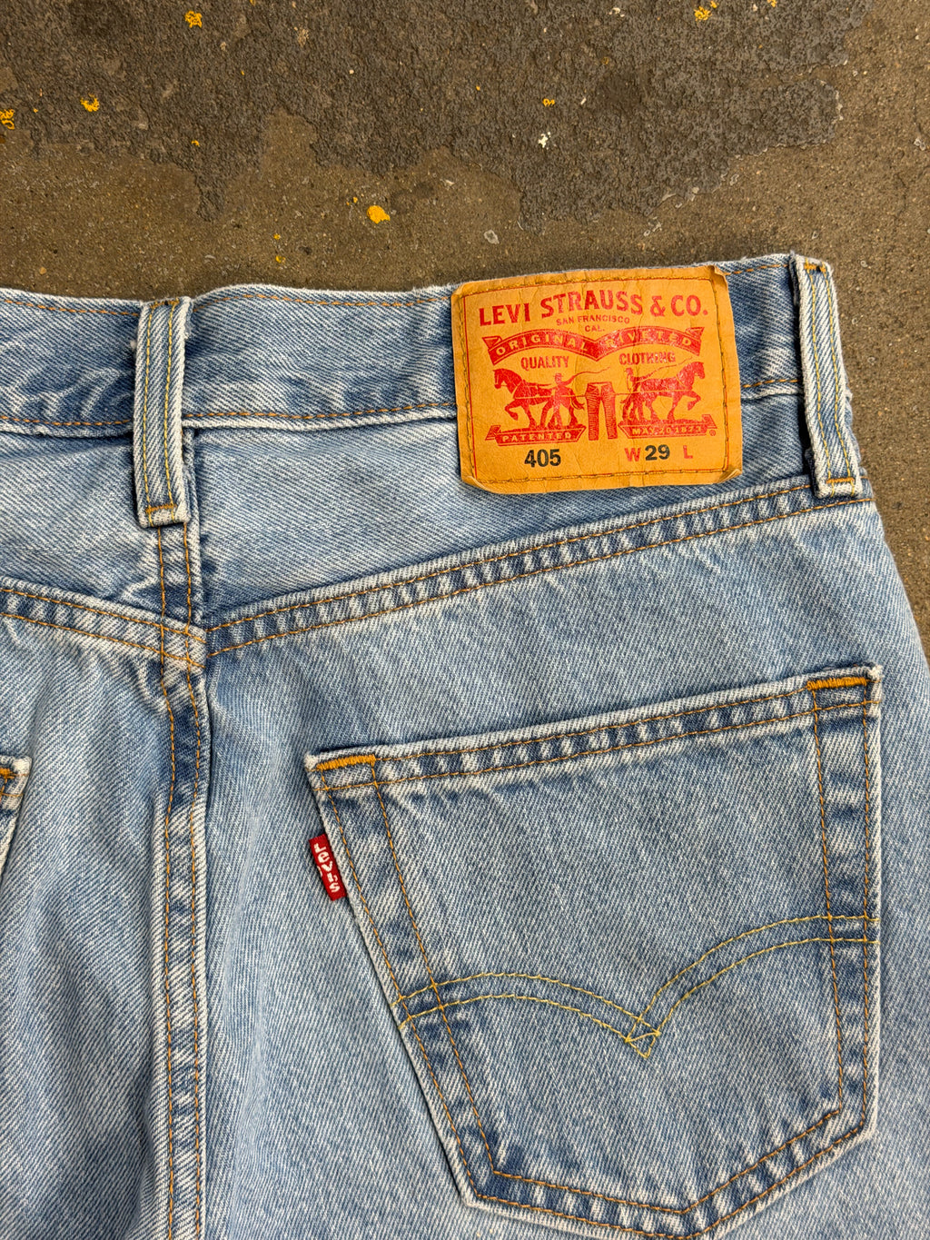 Levi Size 29 Denim Mens Shorts