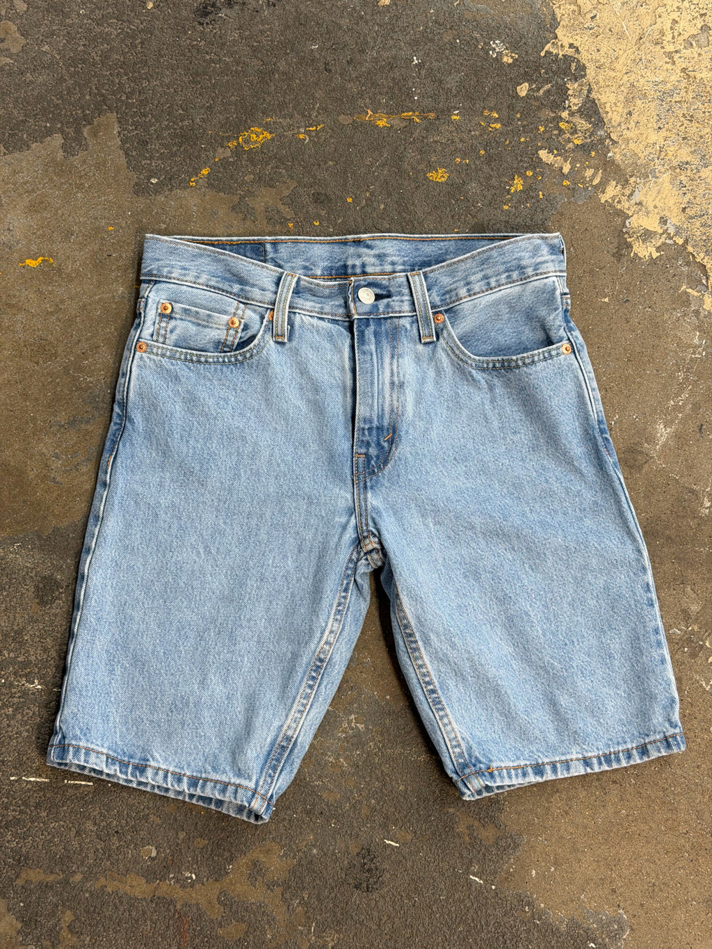 Levi Size 29 Denim Mens Shorts