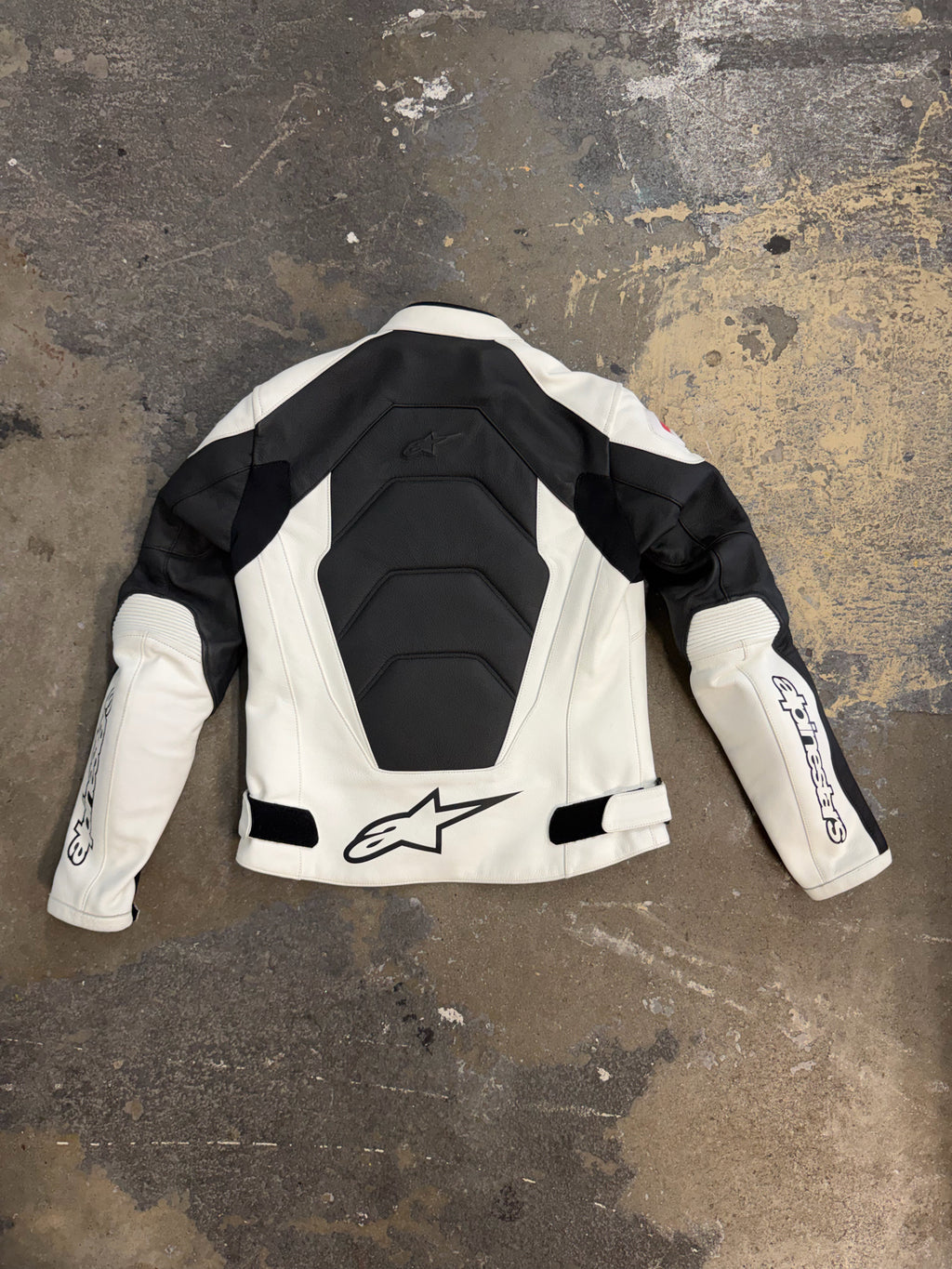 Alpine Stars Size 4 Outerwear