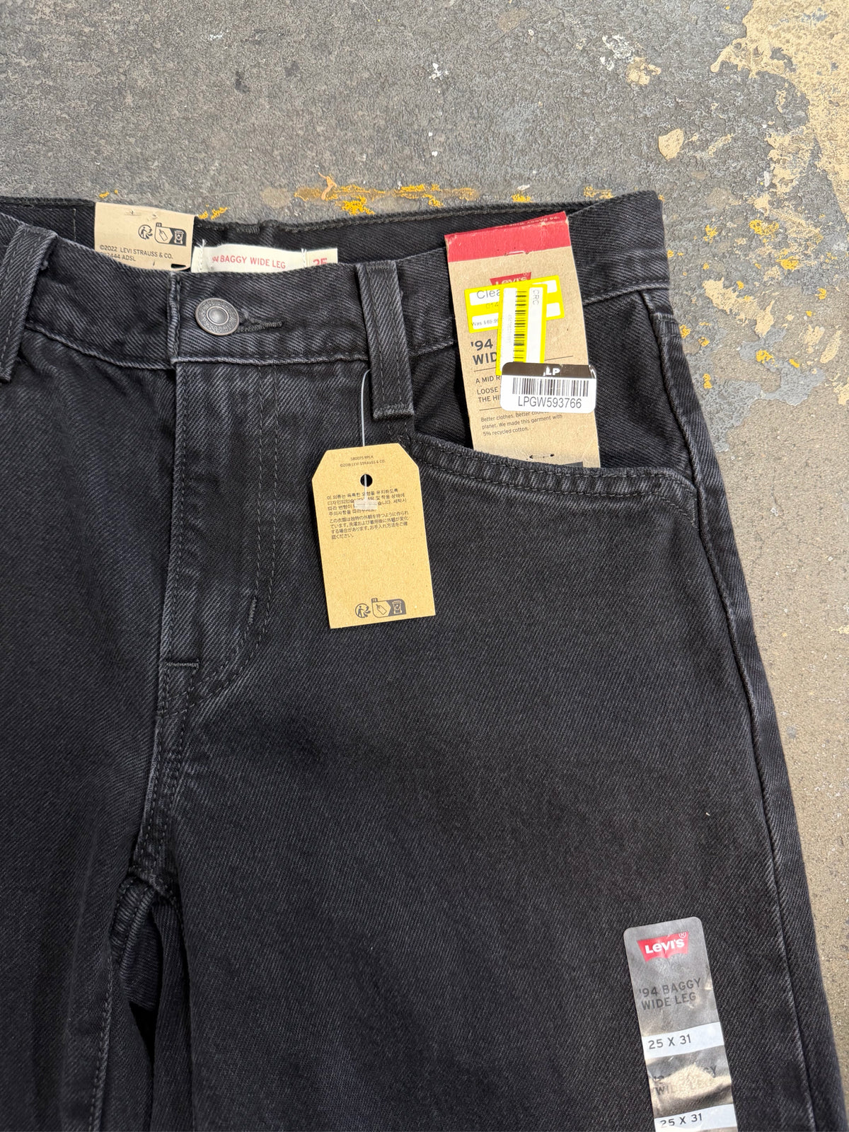 Levi Size 25 Denim Jeans