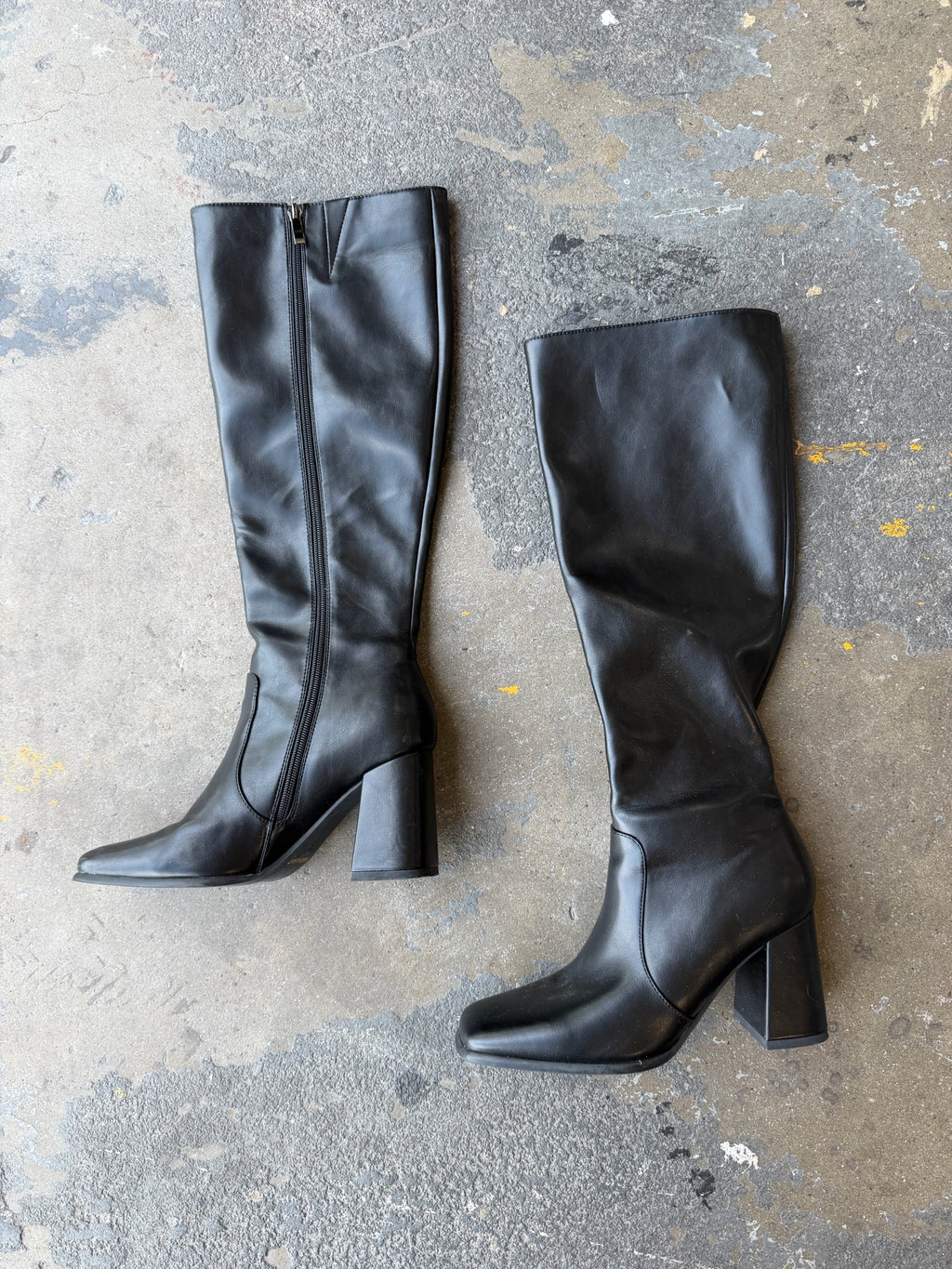 Moda Size 7 1/2 Calf Boots