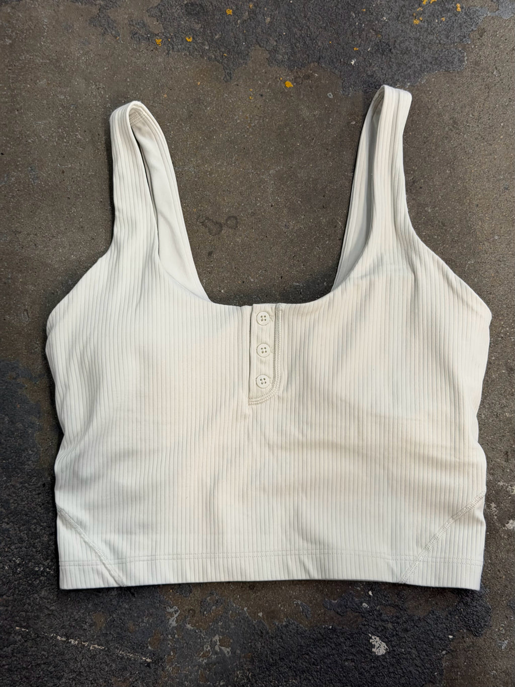 lululemon Size 2 Tan Athletic Apparel