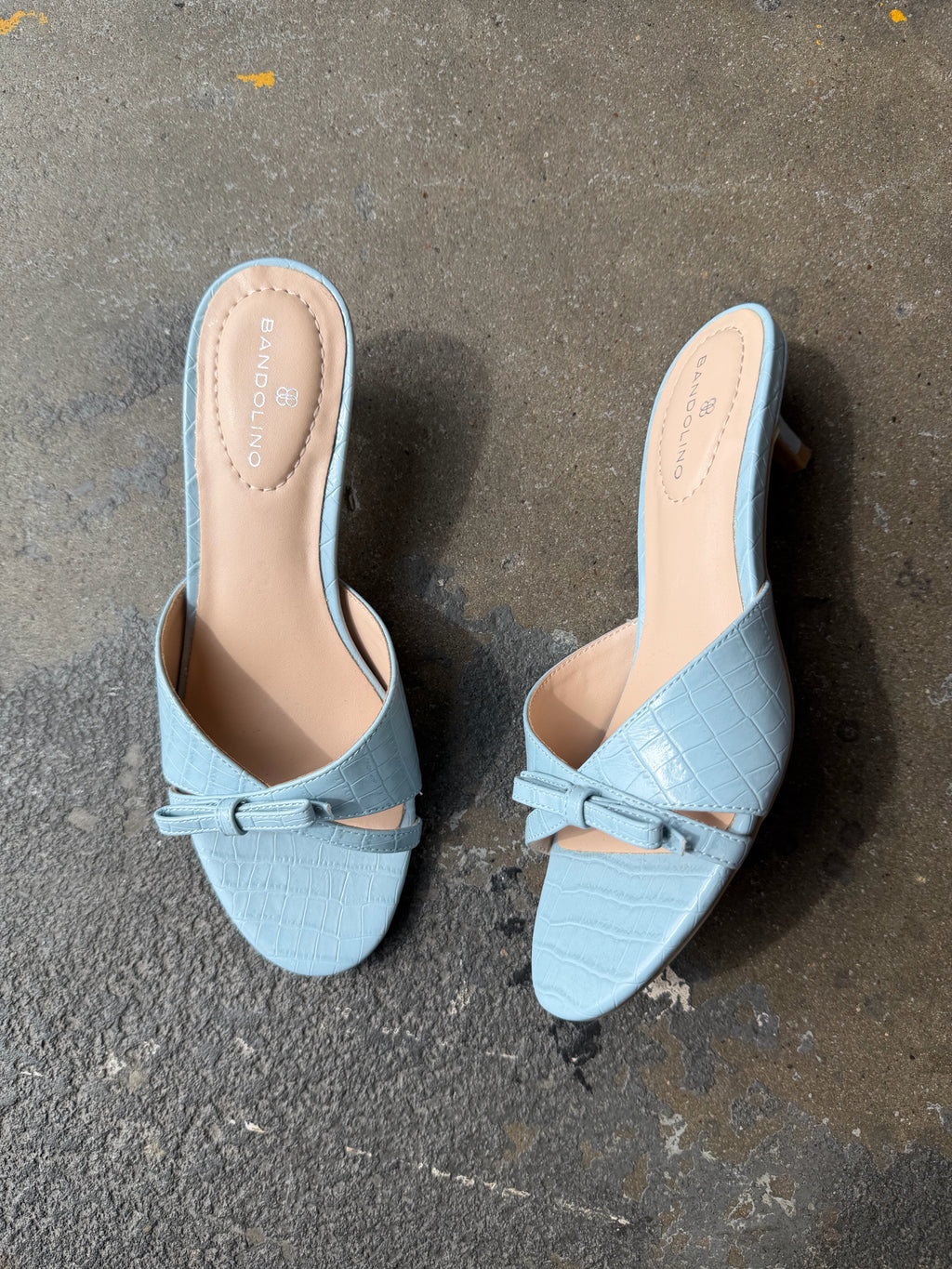 Bandolino Size 6 Croc Heels