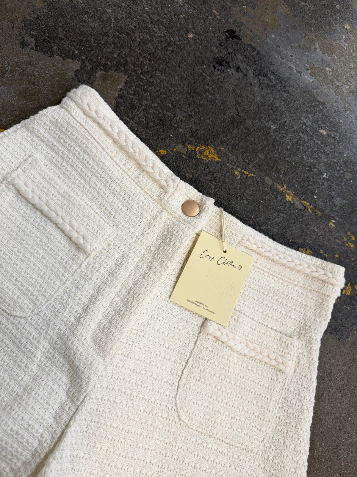 Easy Clothes Large NWT Textured Shorts