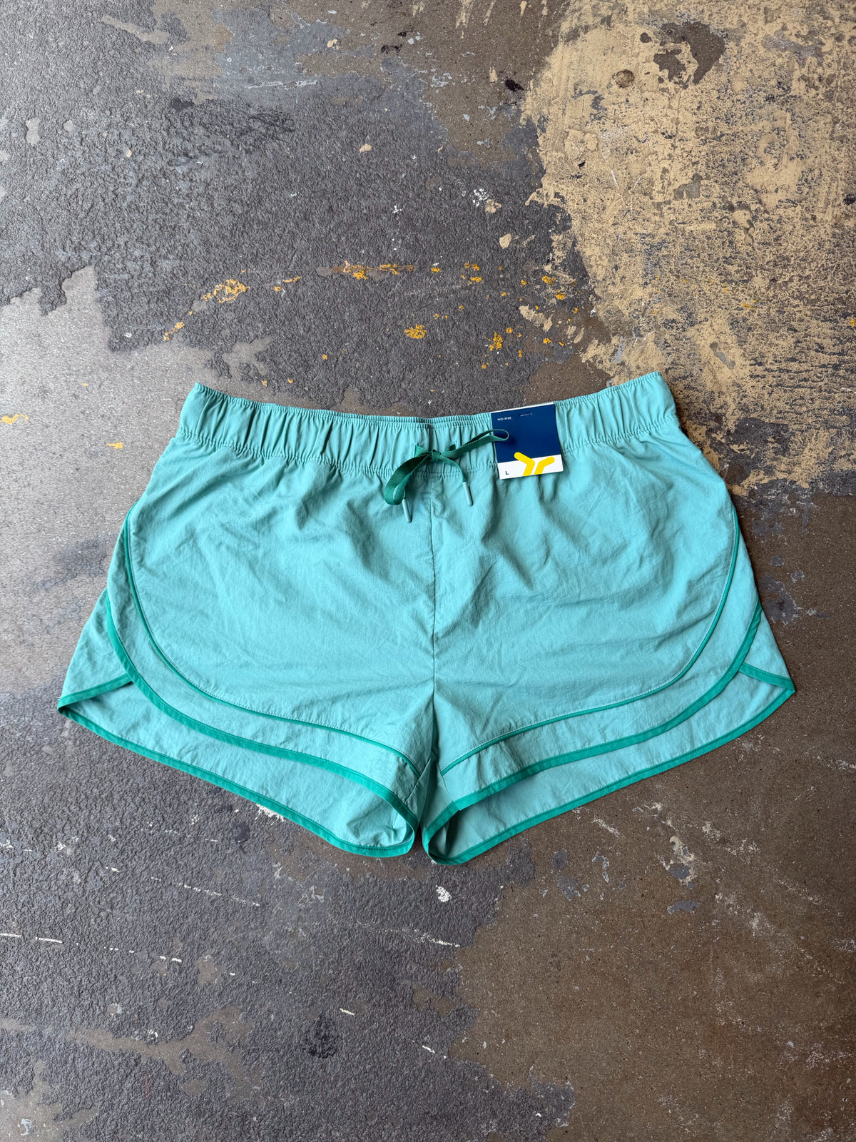 Old Navy Large NWT Run Shorts