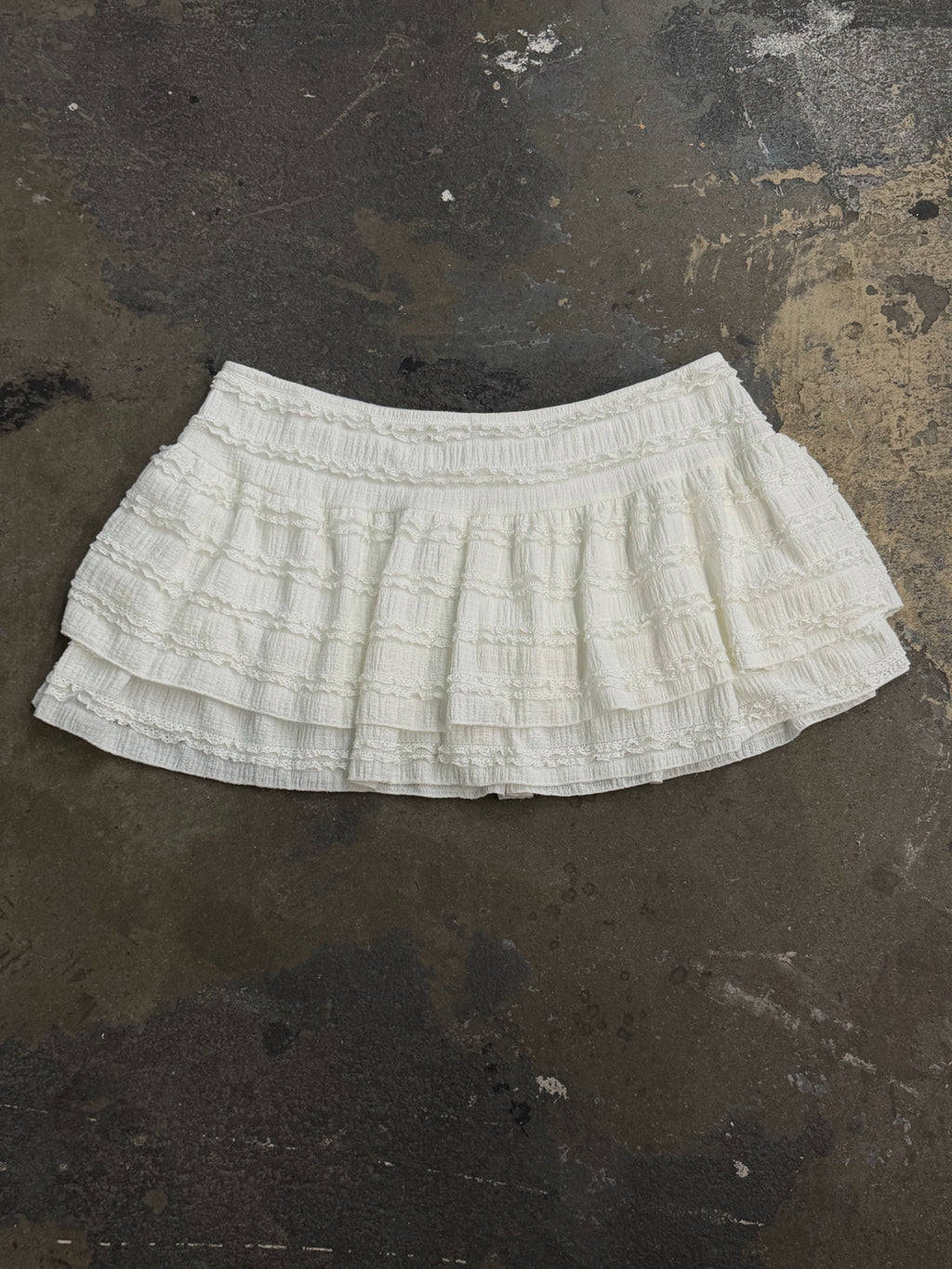 No Boundaries Size XXL White Skirt