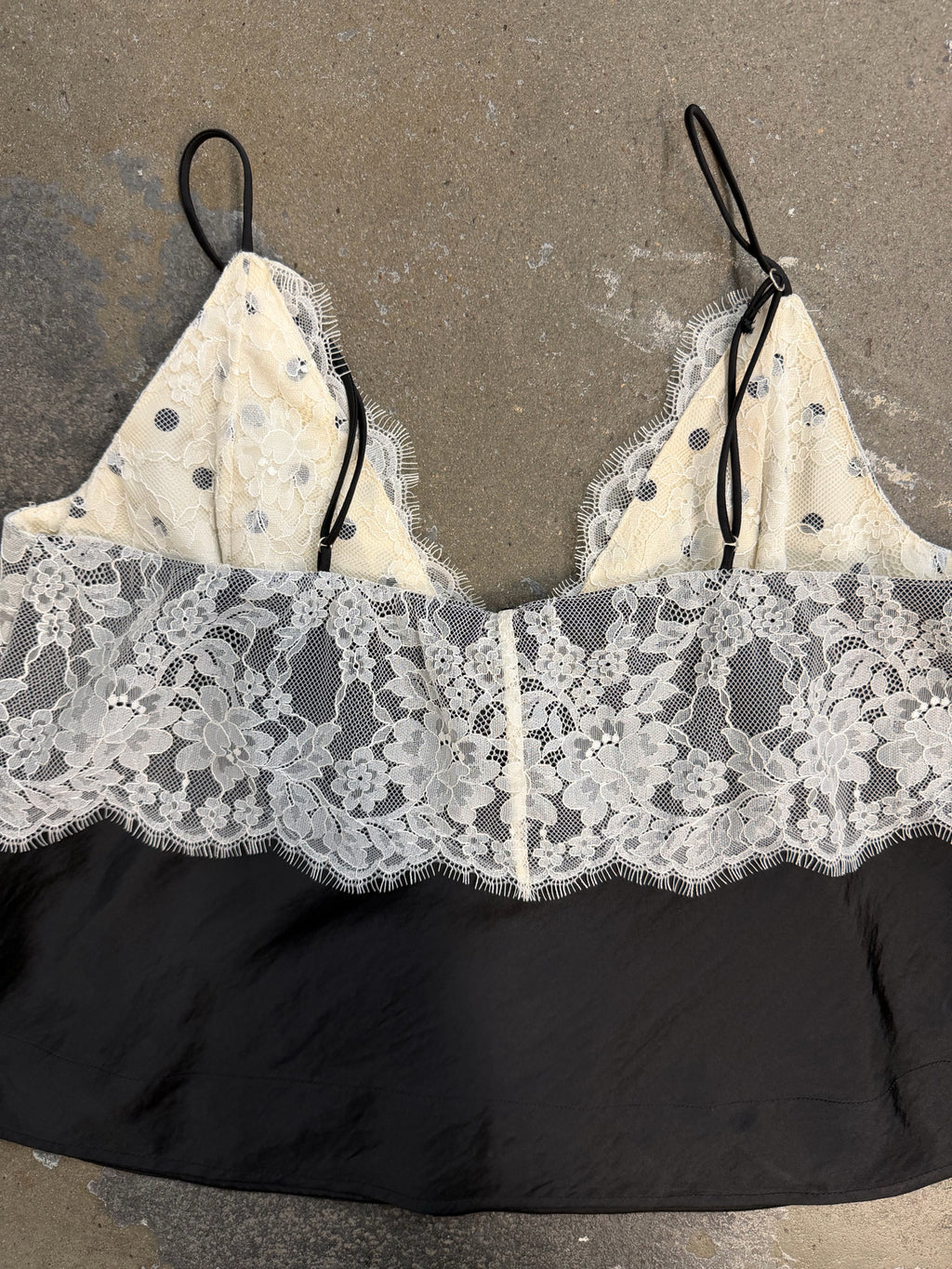 Abercrombie & Fitch Size XL Reversable B&W Top