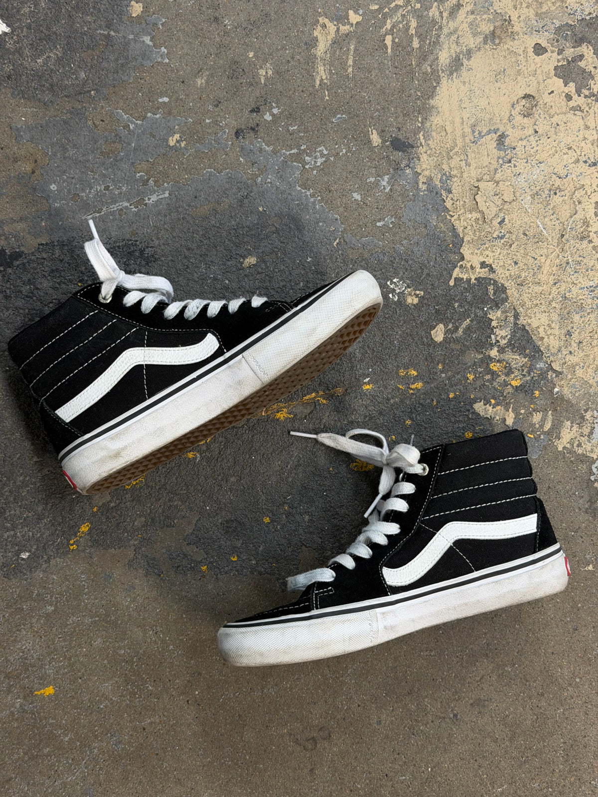 Vans Size 8 High Top Shoes